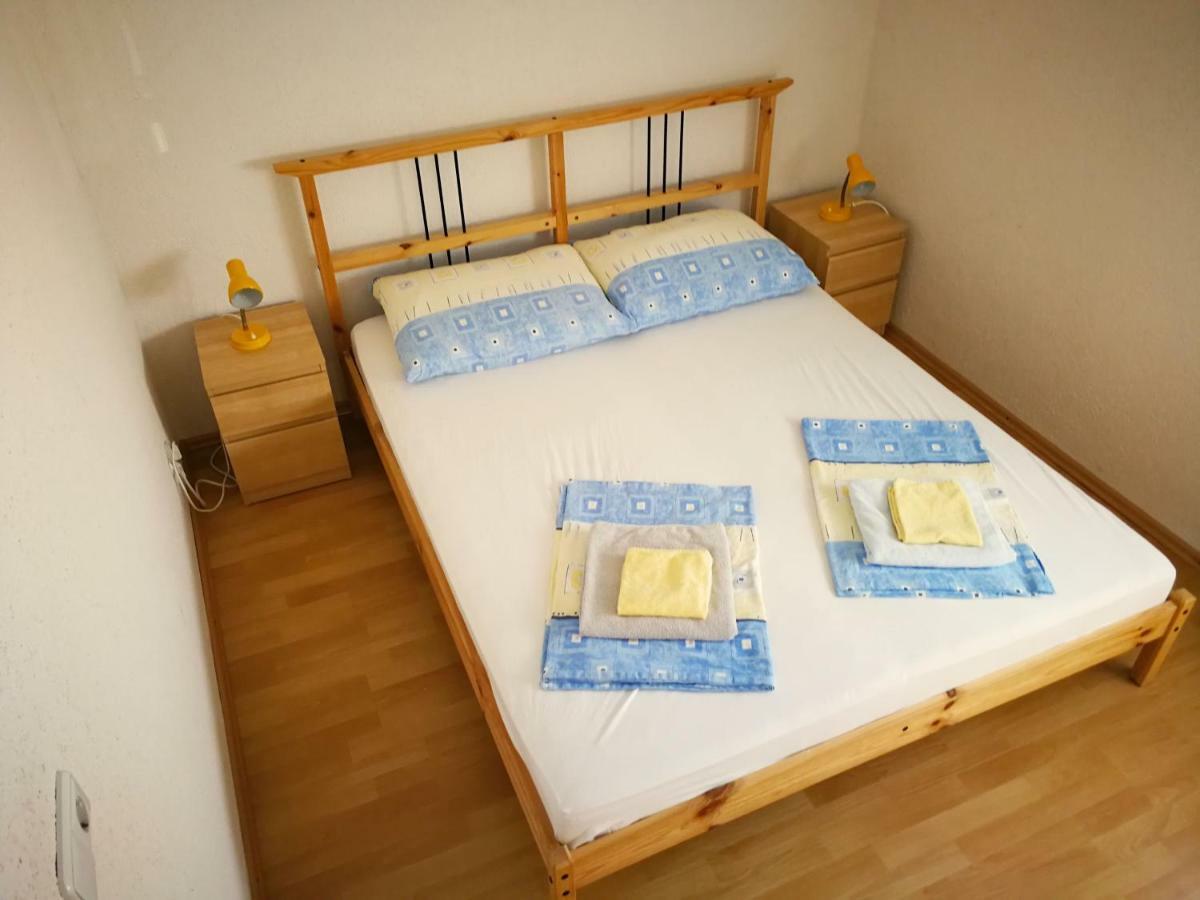Family Friendly Apartments Island Rab Kampor Exterior photo