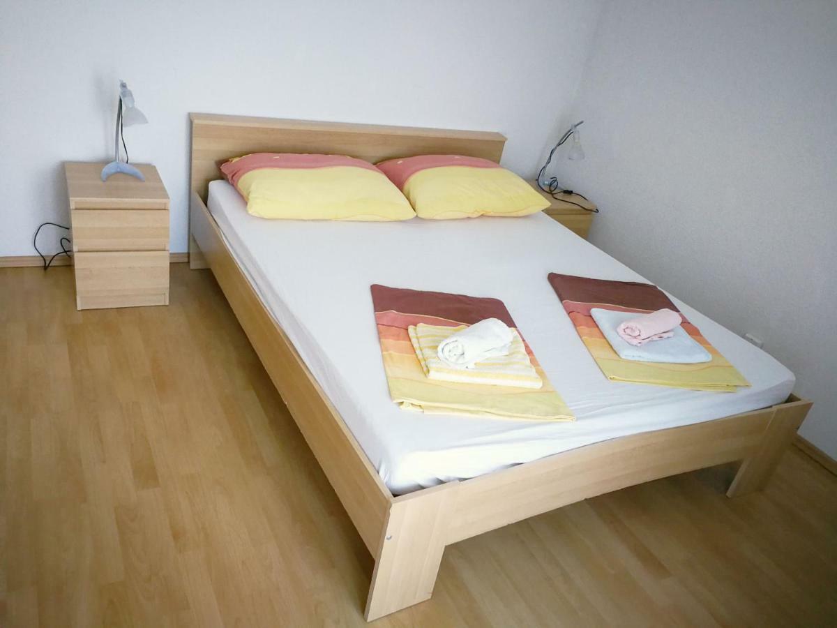Family Friendly Apartments Island Rab Kampor Exterior photo
